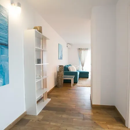 Chromotheraphy Cerca Del Mar